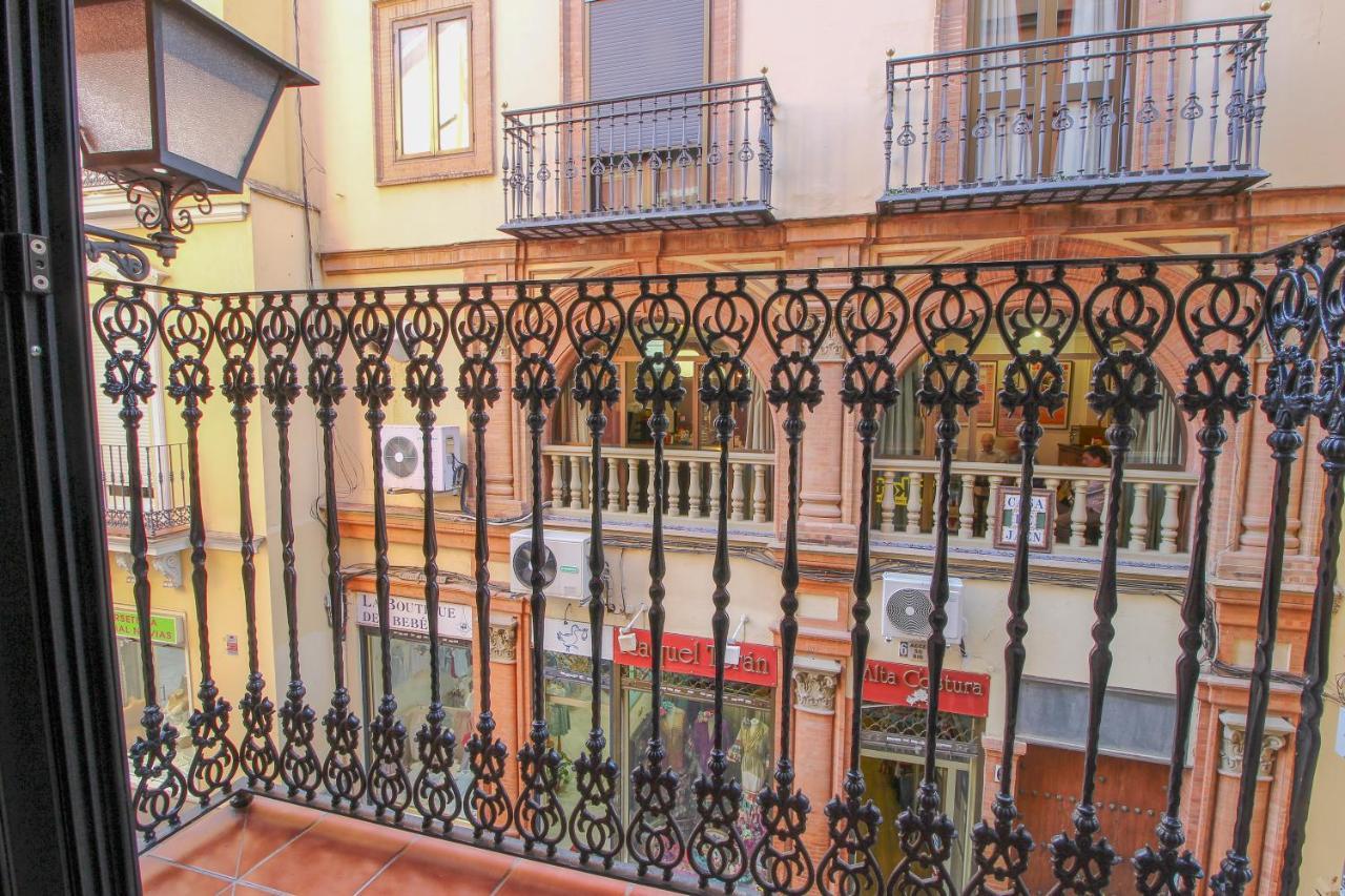 Apartamento Livia Junto A La Catedral Apartment Sevilla Exterior foto